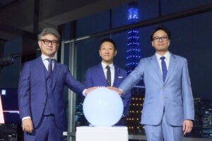【大阪・福岡へ】東通グループ、地方都市への事業展開とプレミアム展望ツアー協賛を記念し、東京タワーを特別ライトアップ！