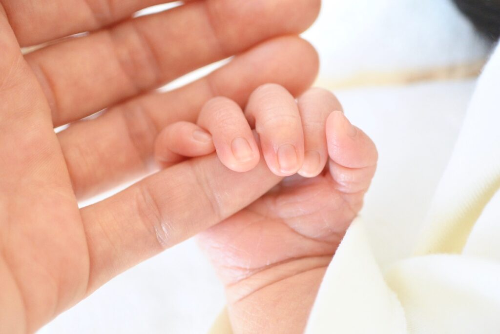 全国で拡大するRSウイルス感染症、赤ちゃんを守る新たな予防策「母子免疫ワクチン」に注目！
